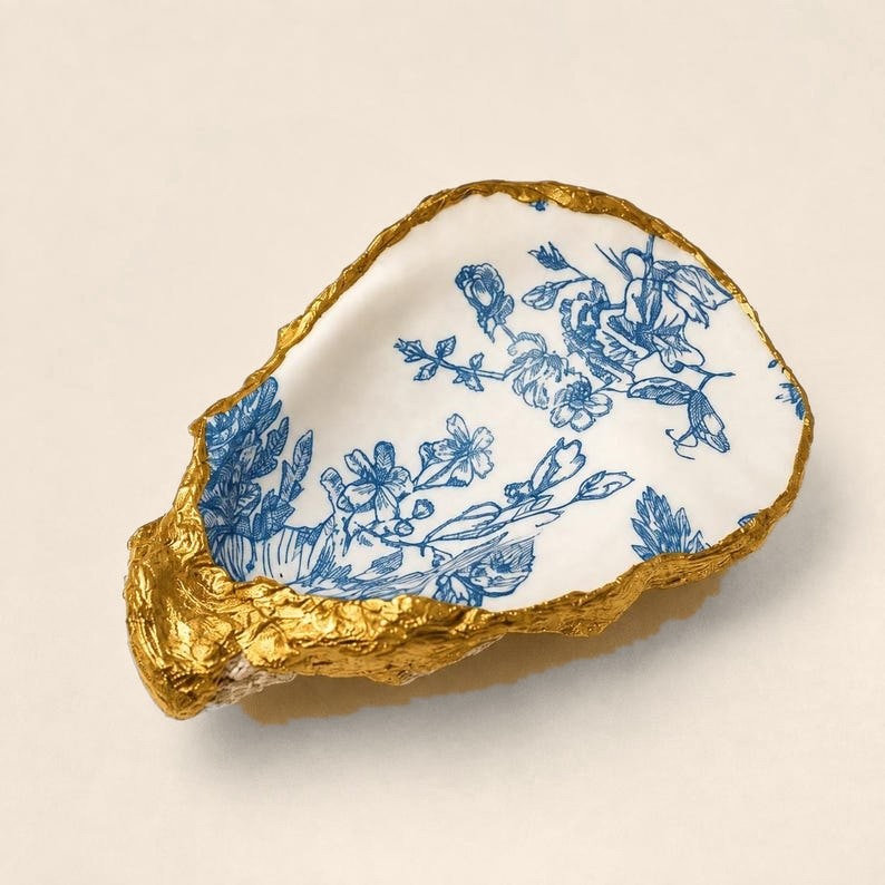 Blue Botanical Toile oyster shell ring dish with a gold leaf edge